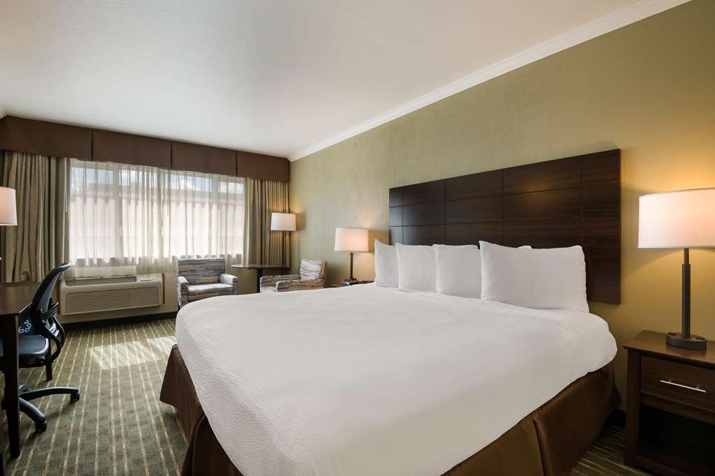 Best Western Holiday Hotel Coos Bay Bilik gambar
